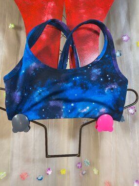 Victorias Secret Womens Sports Bra Size Small width 23 inch